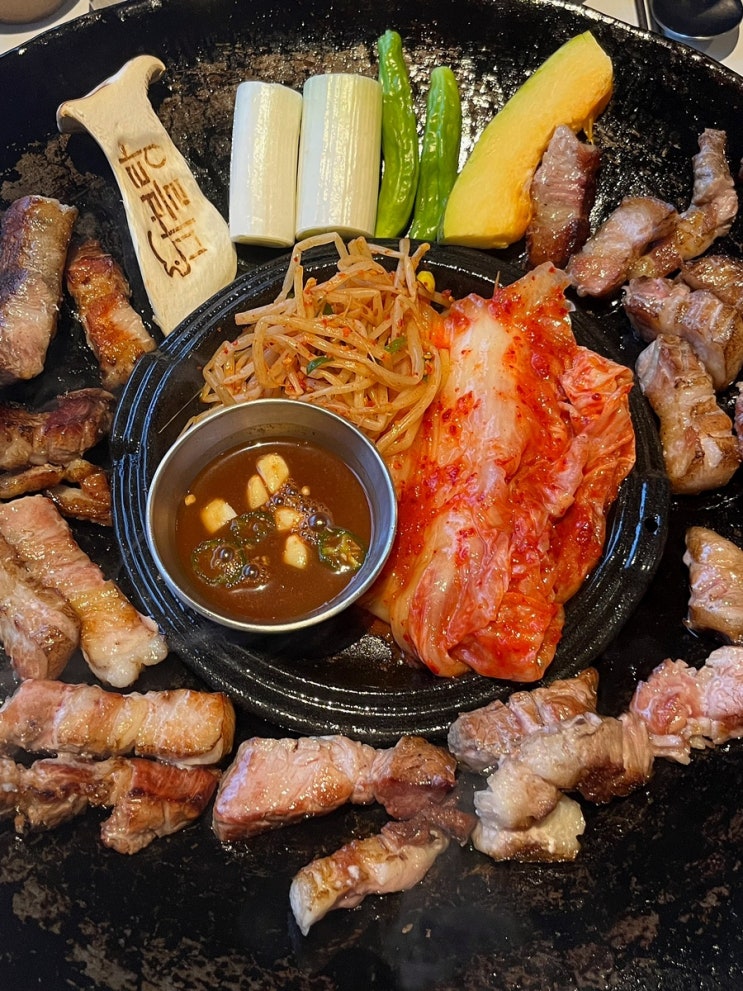  대구 구워주는 모임장소 숙성 삼겹살 - 달서구 성서 마블랑