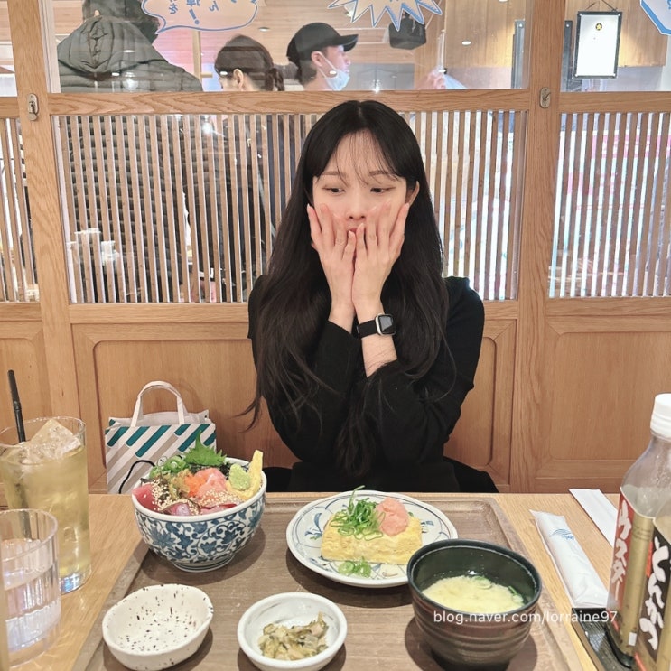  하루 3시간 자면서 돌아다닌 후쿠오카 여행 2일차 : 쇼핑 - 이와타야 / 다이마루 / 파르코 / abc 마트 / 우미노쇼쿠도 / 후쿠오카타워 / 이치란본점