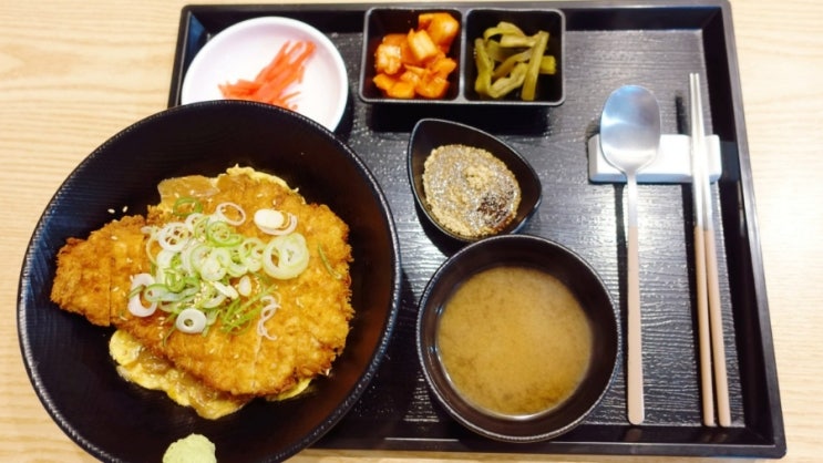 [부산용호동맛집] 일본식 덮밥과 우동 이찌방돈부리