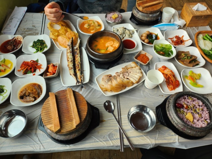  [경북 영덕] 돌솥밥 정식이 유명한, 반찬도 많은 "밥한끼"