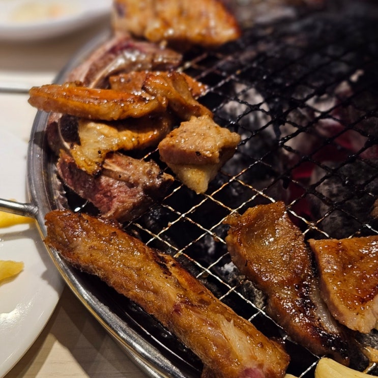  쌍문역 맛집 명륜진사갈비 리뉴얼 서울쌍문점에서 송년회 신년회 단체모임 하기 좋아요