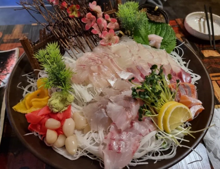 칭원사시미 맛집 "유선생이자카야" 분위기좋은 이자카야 창원메가박스 술집 추천!