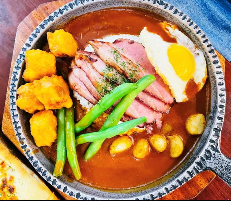  파주 수요미식회 촬영지 롯데 아울렛 카레 맛집 델리 카레 메뉴 추천