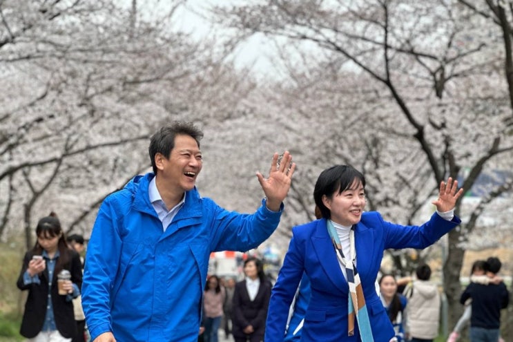 [다바뉴스] <b>임종석</b> 전 <b>비서실장</b>, 사천·남해·하동 제윤경 후보... 