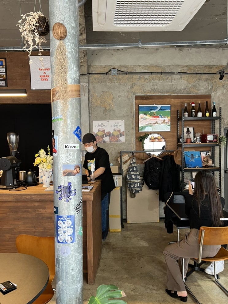 부산 전포카페 크림커피가 맛있는 디저트맛집 그레이풀 부산 전포카페 크림커피가 맛있는 디저트맛집 그레이풀