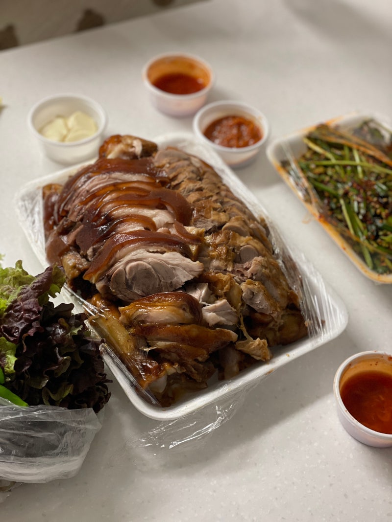 [마천동 맛집] 장충동한방족발 노랑앞치마