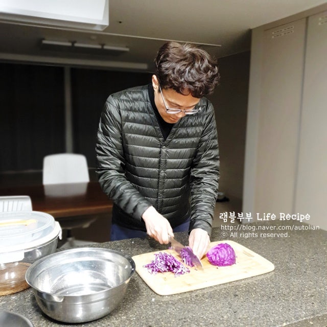 야심한 밤! 연장 챙겨서 양배추초절임 코울슬로 만들기