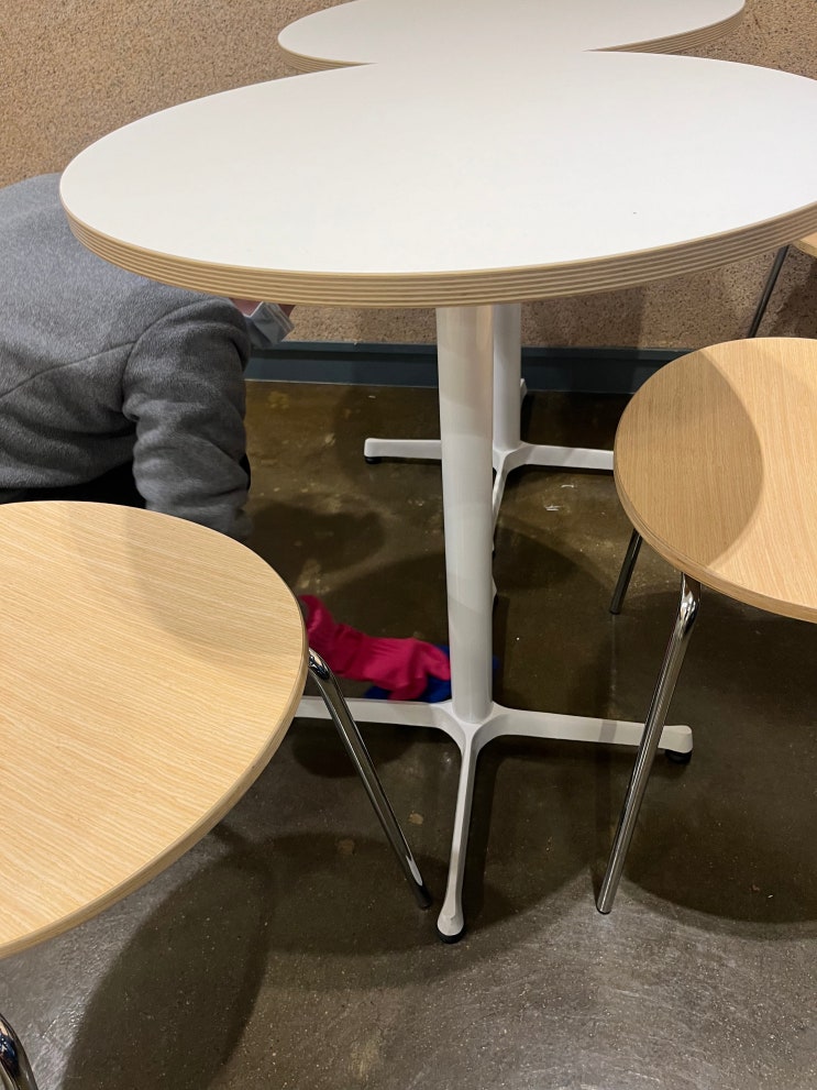 카페바닥청소, 일반인들은 모르는 전문가의 팁 2가지