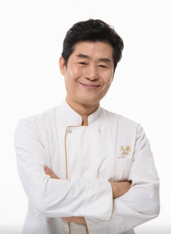 <b>이연복 스승 사칭</b> 중식당에 경고한 이연복…자신은 스승없어