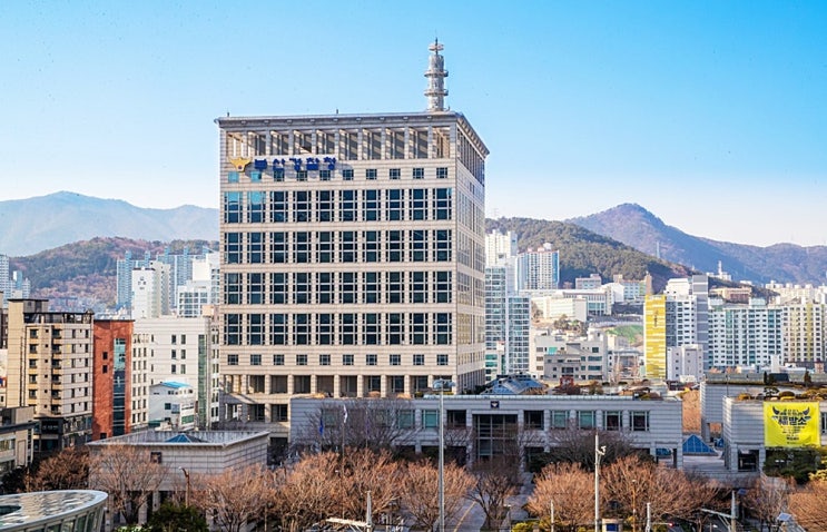 [부산경찰청]<b>선거</b>벽보‧<b>현수막 훼손</b>행위 엄중단속