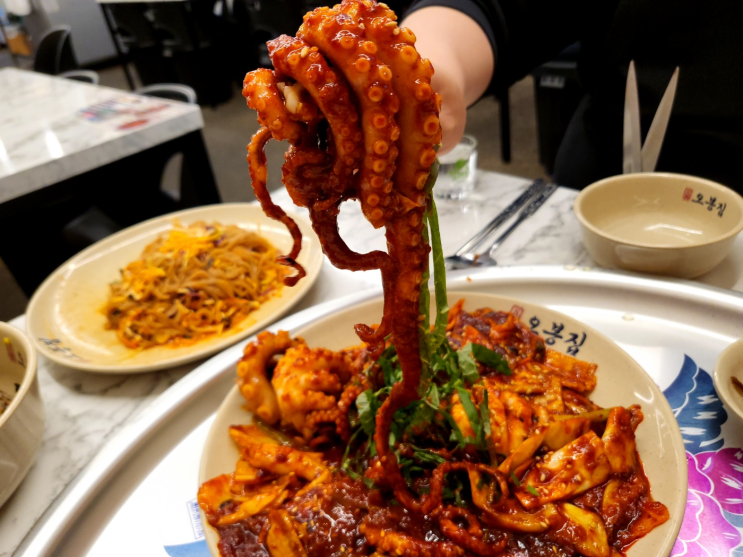 굴포천역 맛집 [오봉집 삼산점] 오봉스페셜  낙지볶음, 보쌈, 막국수 뭘 먹어도 맛있는 술집