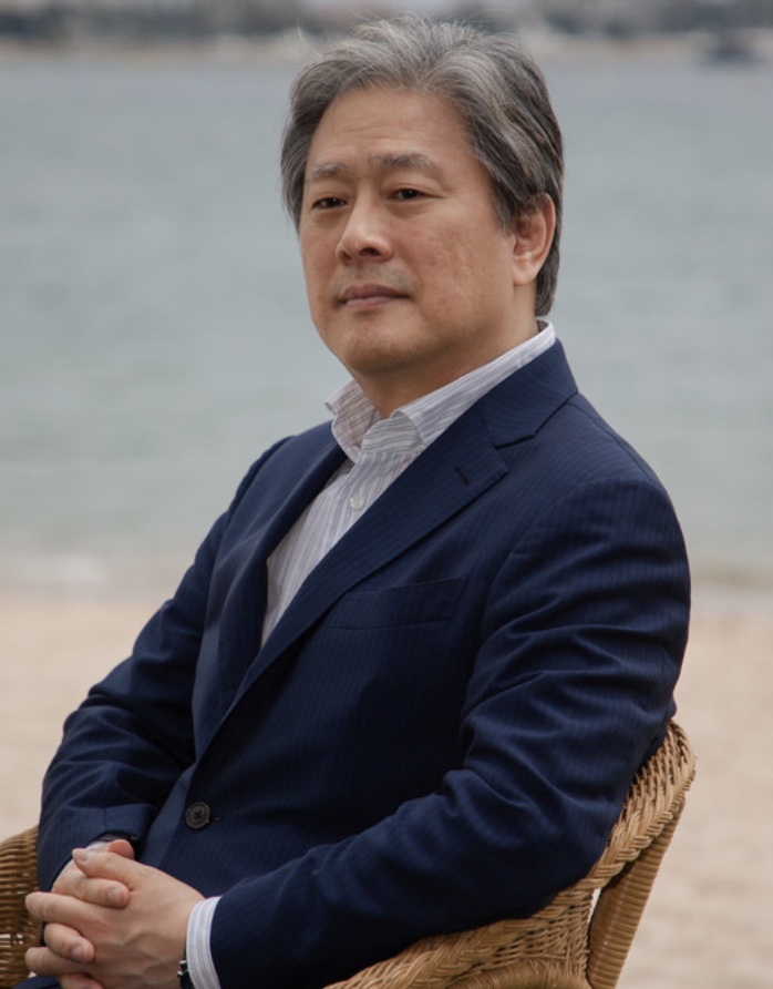 <b>박찬욱</b> 감독이 <b>이병헌</b>x<b>손예진</b> 캐스팅해서 제작하는 필생의... 
