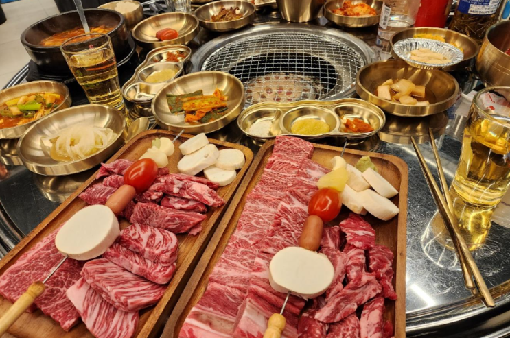  청주고깃집 환상적인 마블링 한우 해운대연탄생갈비 청주복대점