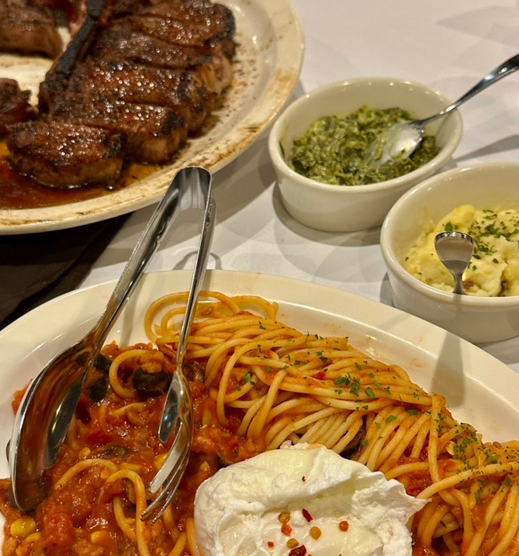  광교 아브뉴프랑 맛집 놉스 버터 풍미 가득한 스테이크로 유명한 곳