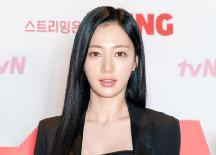 “90분 동안 따귀를”…<b>송하윤</b> ‘<b>학폭</b> 의혹’에 내놓은 입장은