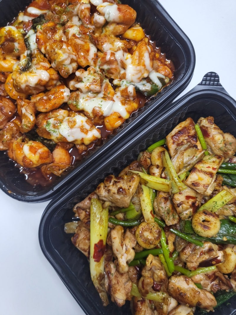 기영이숯불두마리치킨 핫소금통마늘 슈프림 기영이세트