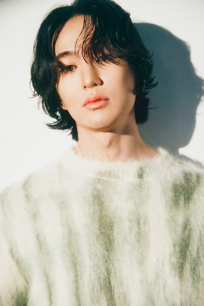 샤이니 <b>온유</b>, <b>신생</b> 기획사 <b>그리핀</b> 엔터 1호 아티스트 “안식처... 
