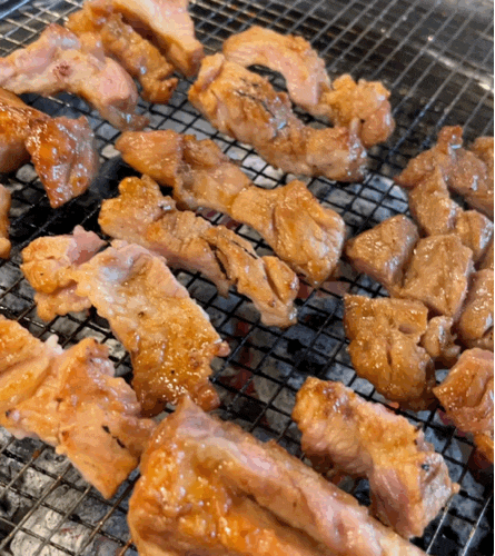  놀이방이 있는, 부천 전장군 숯불갈비 작동점