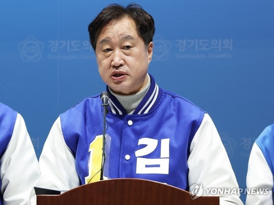 위안부 단체들 민주 <b>김준혁</b> 후보 사자명예훼손 혐의로 <b>고발</b>... 