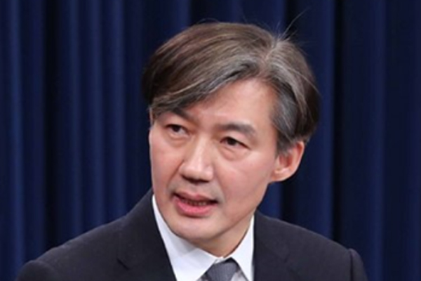 조국 여배우 후원 김성령 김남주 이혼 남편 공식입장 가세연 조국 딸 포르쉐 조국 여배우 후원 김성령 김남주 이혼 남편 공식입장 가세연 조국 딸 포르쉐