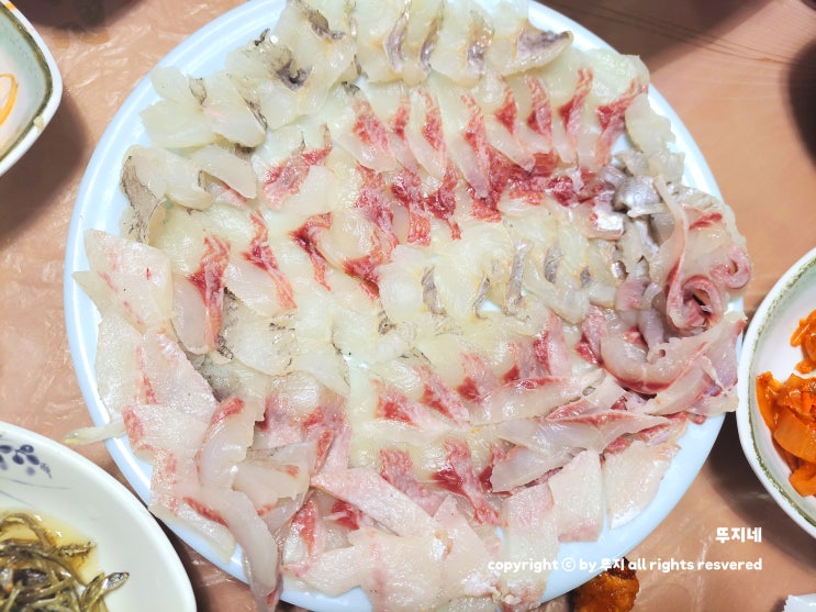  거제도 여행 홈런 치킨, 우리 횟집 동태탕 두루치기(feat. 내돈내산 후기)