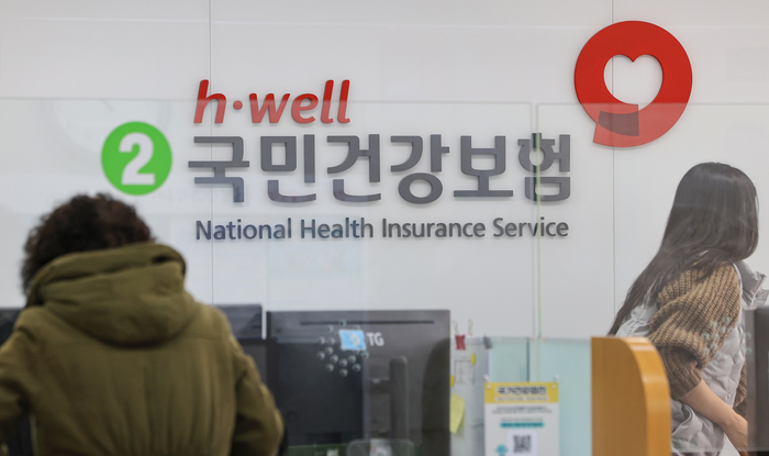 중국인 68만명, 한국서 건강보험 가입…외국인 무임승차 확산에 내일부터 자격 강화 중국인 68만명, 한국서 건강보험 가입…외국인 무임승차 확산에 내일부터 자격 강화
