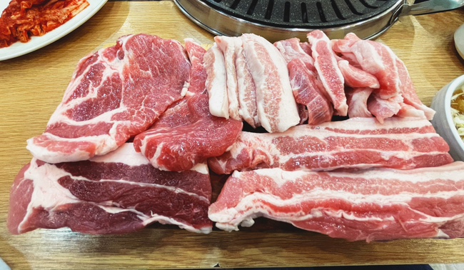  염창동 고기집 엉터리생고기 돼지한마리 가격 주차안내