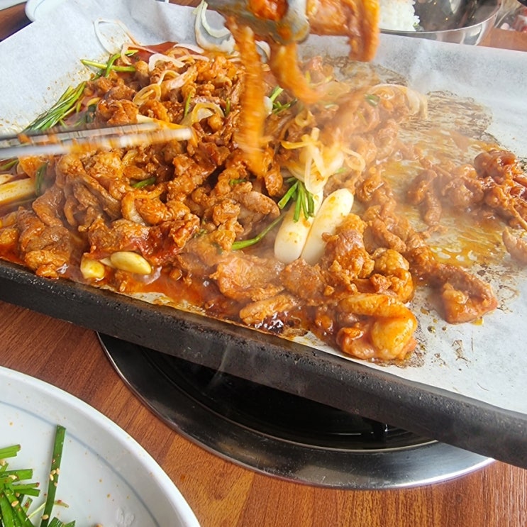 경주 오리불고기 로컬 맛집, 행복한오리 경주점 다녀옴.