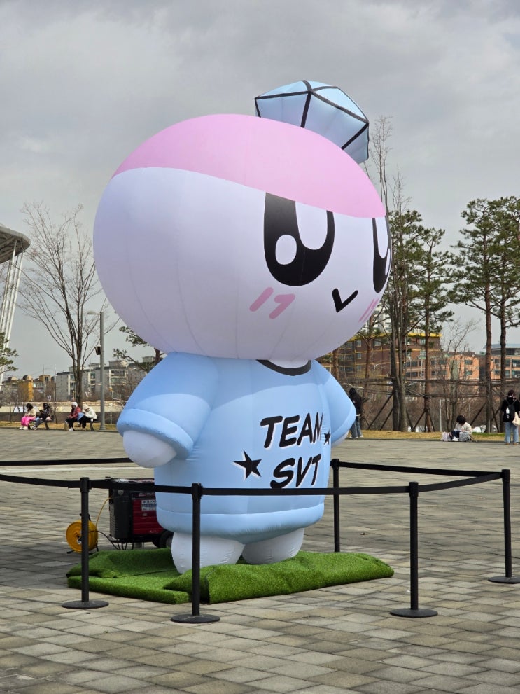  상암콘 이틀전에 쓰는........세븐틴 콘서트 > 팔로우 어게인 투 인천 / 인천 아시아드 vip 후기, 시야
