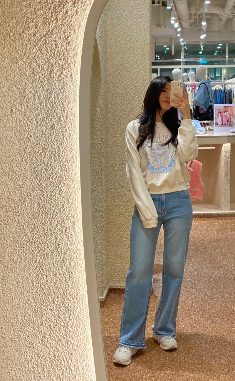 써스데이아일랜드 파르나스몰 봄옷쇼핑 블라우스, 가디건, 청바지, 스웻셔츠