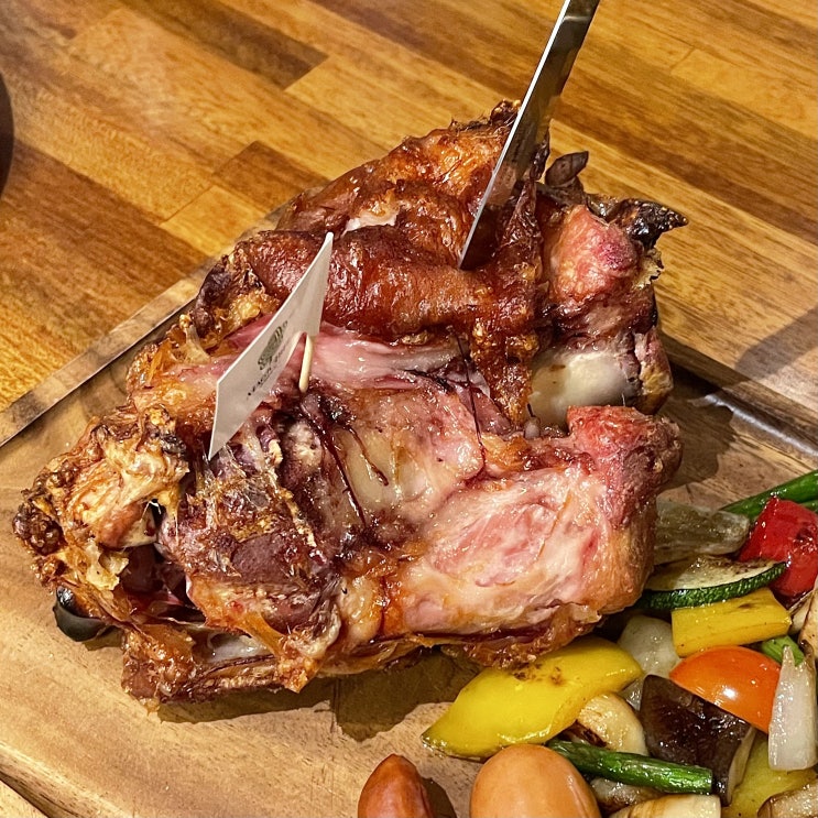 기흥역 맛집 | 매직트리 브루어리 , 슈바인학센 먹을 수 있는 분위기 좋은 맥주 펍