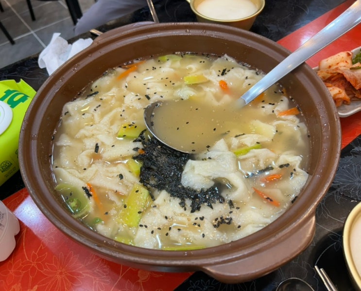  [함안] 칠원 16년째 한자리에서 사랑받고 있는 시원하고 얼큰한 칼국수 맛집 “이레칼국수”