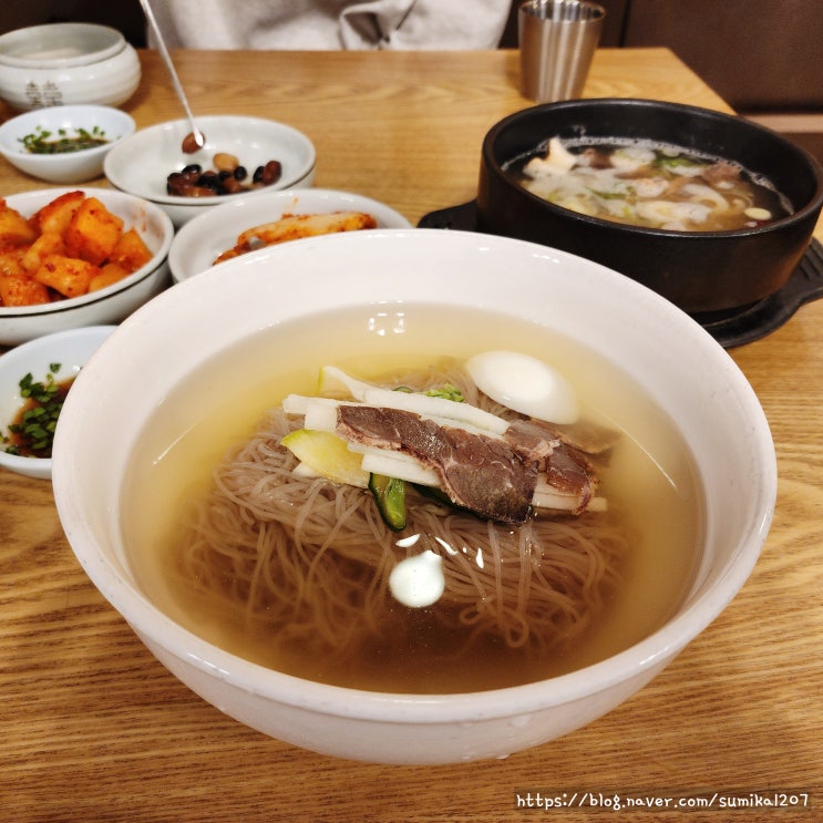 을지로 명동 맛집 남포면옥 미쉐린 평양냉면 갈비탕 후기 을지로 명동 맛집 남포면옥 미쉐린 평양냉면 갈비탕 후기