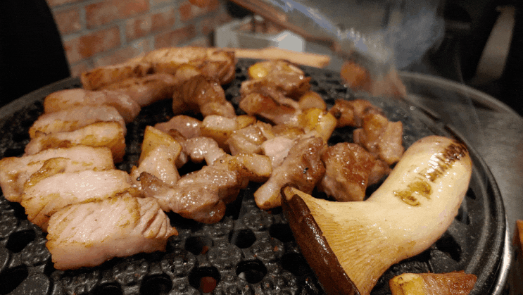 용산역맛집 돼지싸다구 장기점 고기맛있고 직접 구워주시니 편하네요 용산역맛집 돼지싸다구 장기점 고기맛있고 직접 구워주시니 편하네요