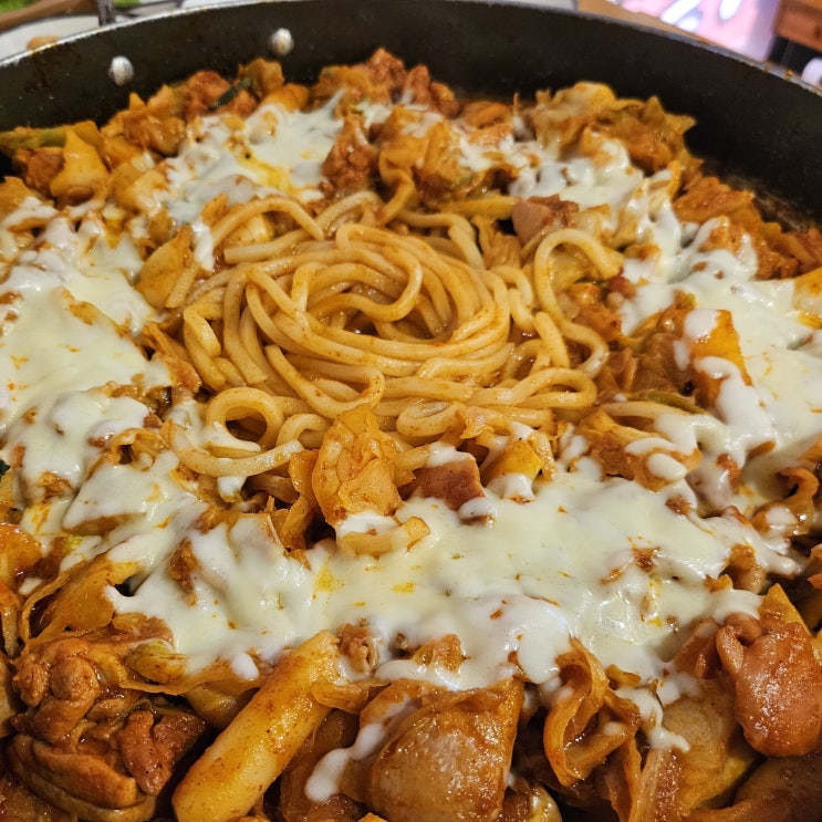  가평 남이섬 맛집 닭갈비 맛의 진수