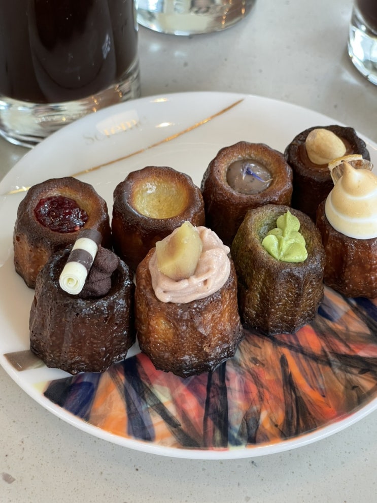  신논현역/강남역 카페 스크렘 까눌레 맛집!
