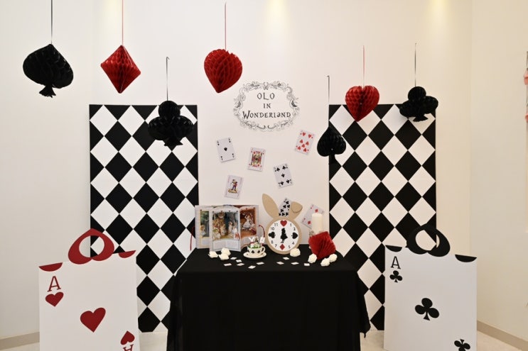  올로 스튜디오 김포 어린이 미술학원, 이상한 나라의 앨리스 OLO in Wonderland
