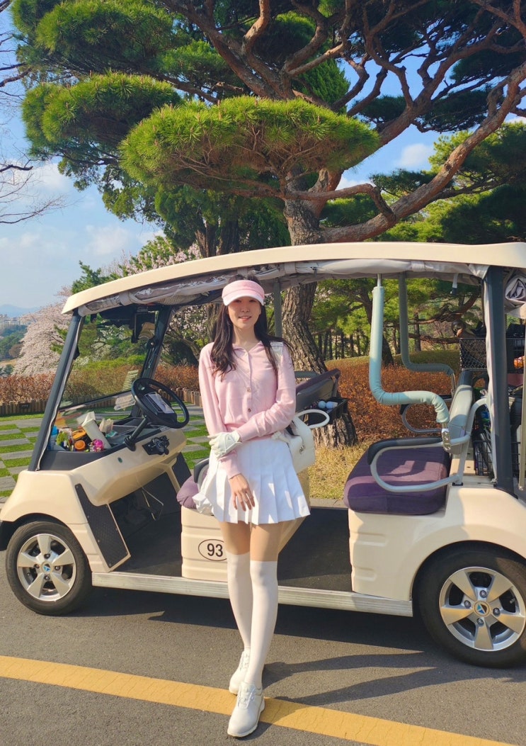  예쁜 봄라운딩 코디, 여성 골프웨어 브랜드 추천 / 마크앤로나, 페어라이어, 풋조이, 데상트, 로드로아르