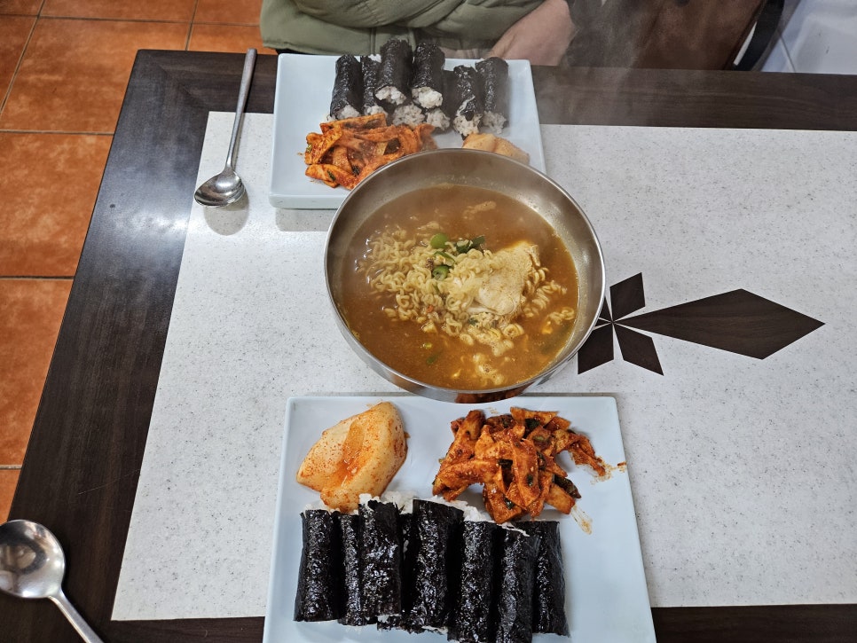 태철이네충무김밥 사진 4