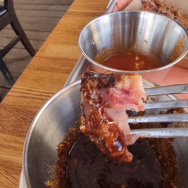 이천 가볼만한 곳 도자기 굽듯 구워낸 바베큐 맛집 ‘ 텍사스프라임 ’