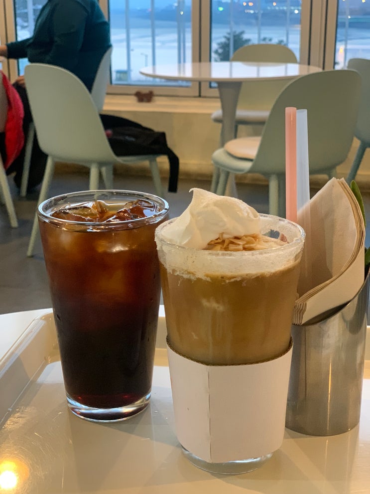  시흥 배곧 애견 동반 가능한 뷰 맛집 카페 [배곧아띠]