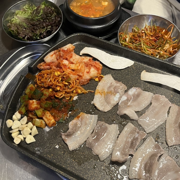  사당역 5번출구 삼겹살 맛집 추천 삼동식당