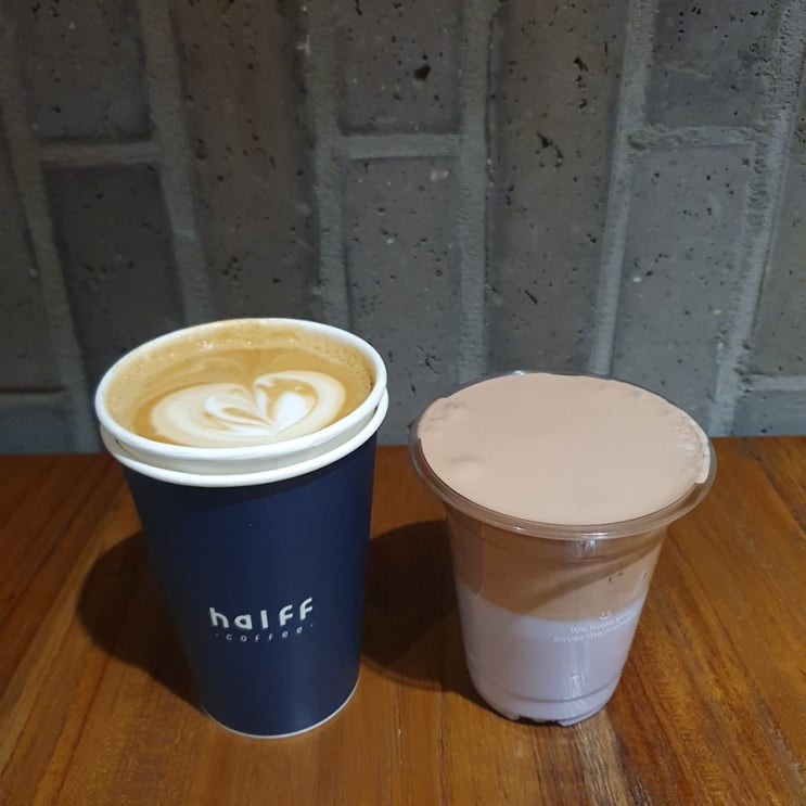  여주프리미엄아울렛 카페 맛집 하프커피 위치, 영업시간, 내부사진, 시즌메뉴