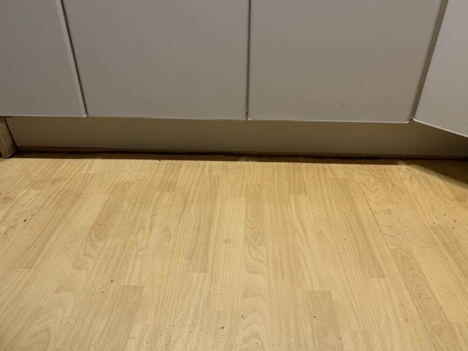 싱크대 문짝 시트지 작업으로 교체비용 절감효과
