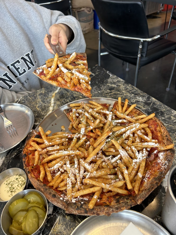  수원 피자 맛집, 행궁동 백스트리트피자 후기