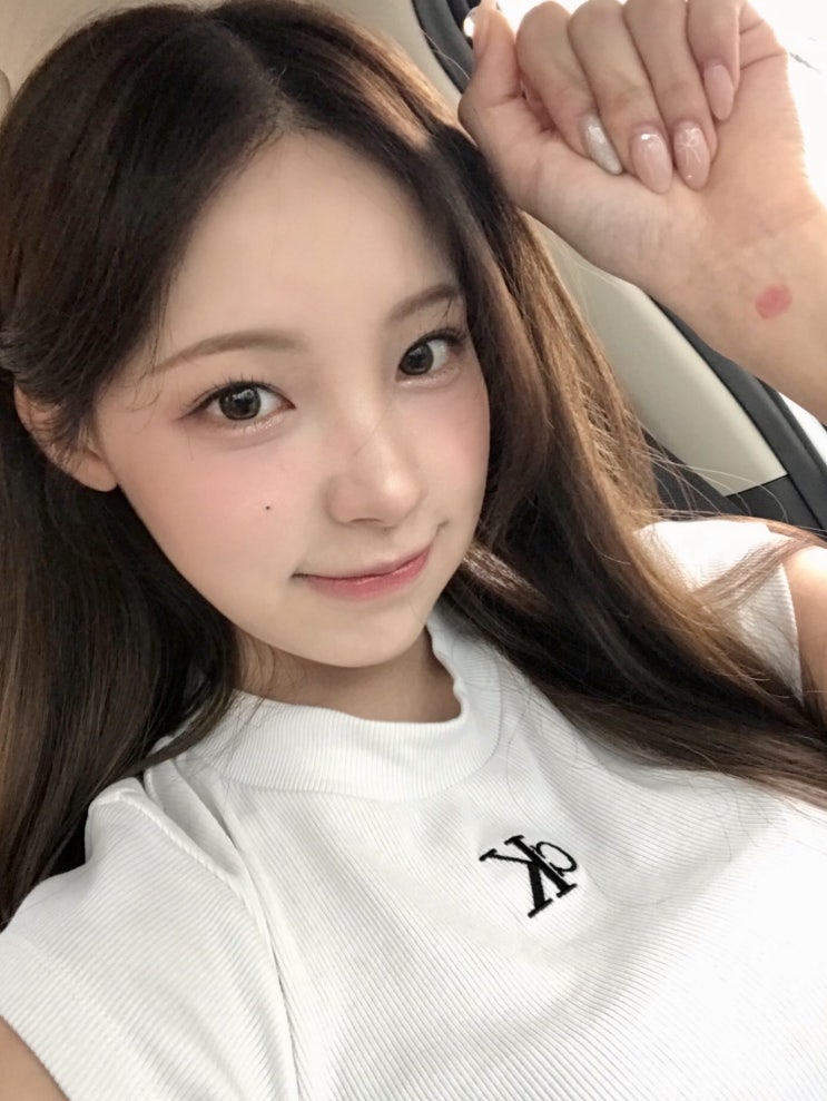 제<b>22대</b> 국회의원선거(<b>총선</b>) 사전투표 인증한 아이돌 모음