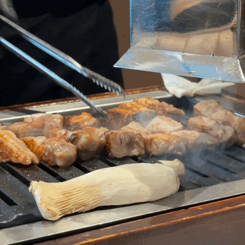  돈까스삼겹살을 아십니까|노릇노릇 바싹 익은 삼겹살 맛집|웨이팅맛집|겉바속촉 숙성고기|군자맛집|숙성부심