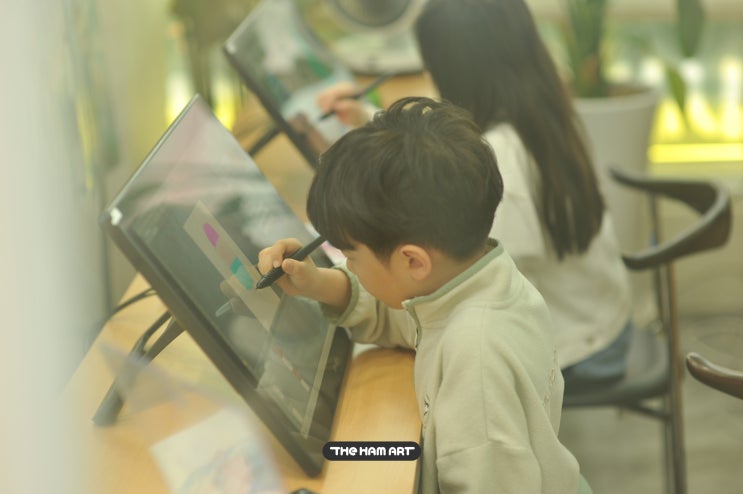  부산디지털드로잉 24.4.4 온샘더함미술학원 수업모습[온천동미술학원/사직동미술학원/명륜동미술학원]