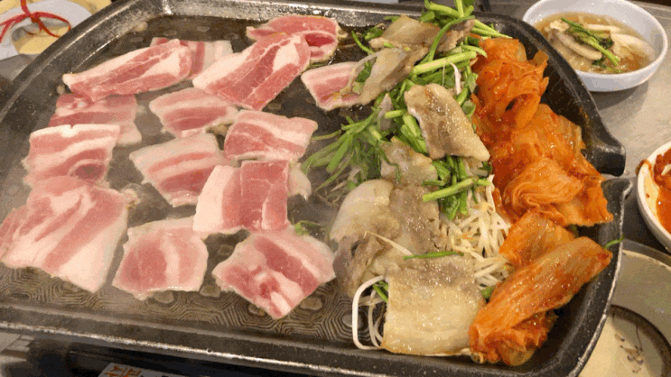  용산 노포 용리단길 맛집 골목집 미나리삼겹살 소고기김밥