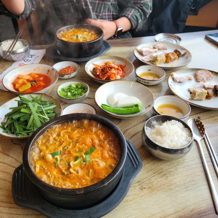  평택 포승 맛집 본가참순대 + 터프이너프 로스터스 카페